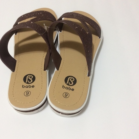 3/$28❤️Women Sander/slipper metallic color size 9 - Picture 4 of 7